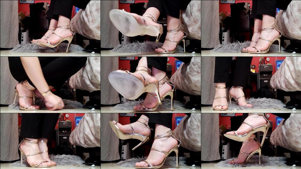 ayellgirlfeet 201937422 pour les fans de talons qui aiment tre pi tin s et domin s for the lovers of high heels who love to be dominated and trampled on 1