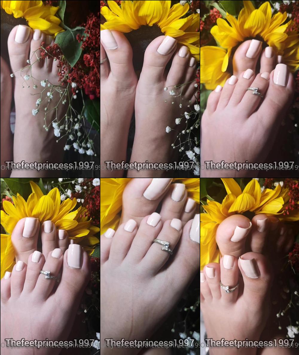 thefeetprincess1997 18 07 2021 2163297027  Surrounded by flowers 