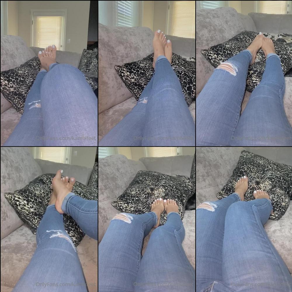 kamixfeet 10 08 2020 681031148 Hope everyoneâs having a great Monday