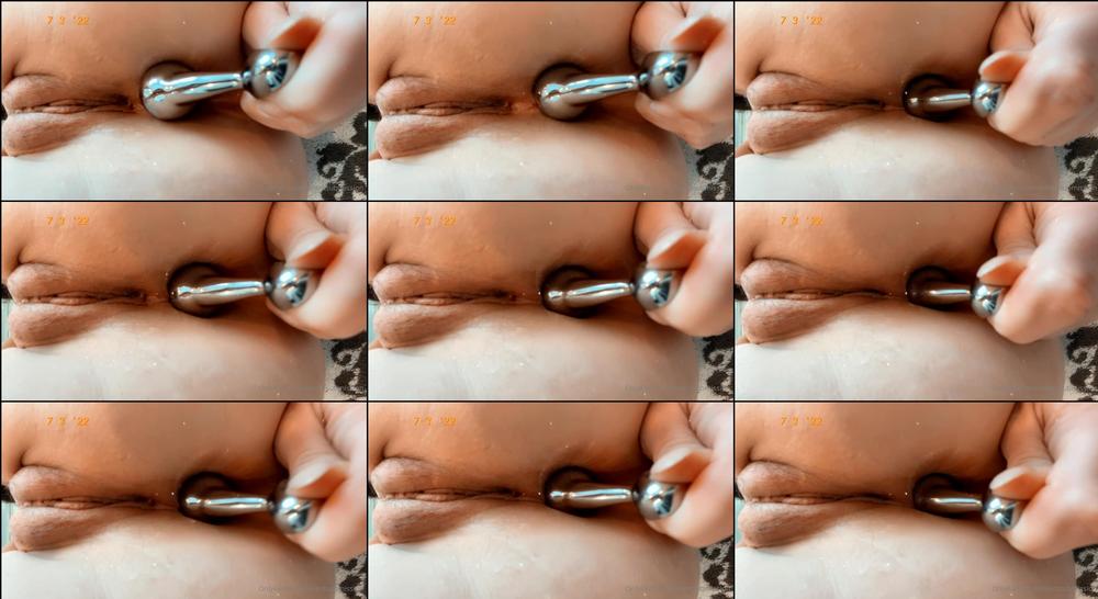 silentsubmission 07 03 2022 2385390804 Spending the day plugged. Calming. 