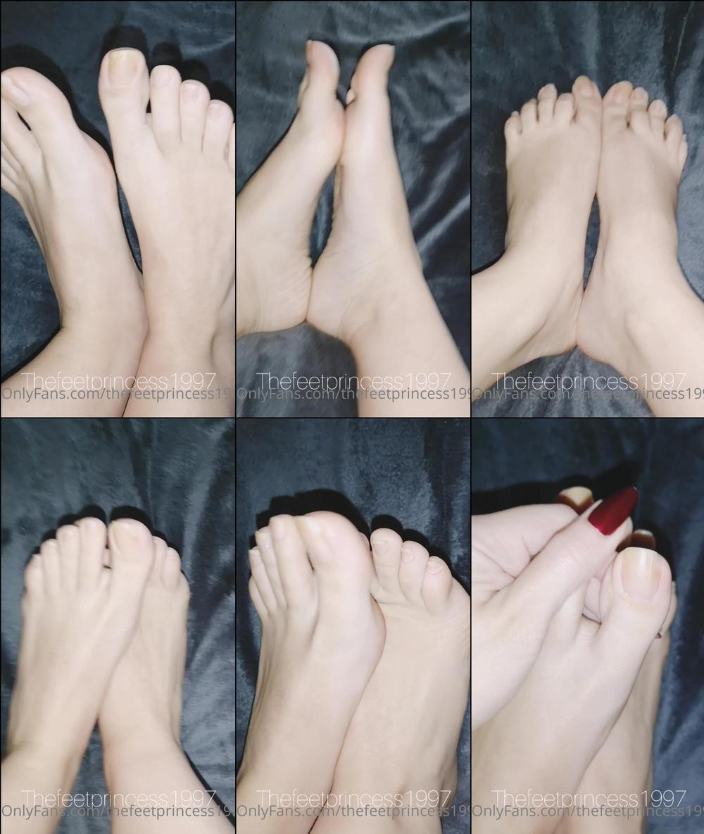 thefeetprincess1997 17 02 2021 2034465071 More of my naked toes â¤ï¸ Whatch how I play with them