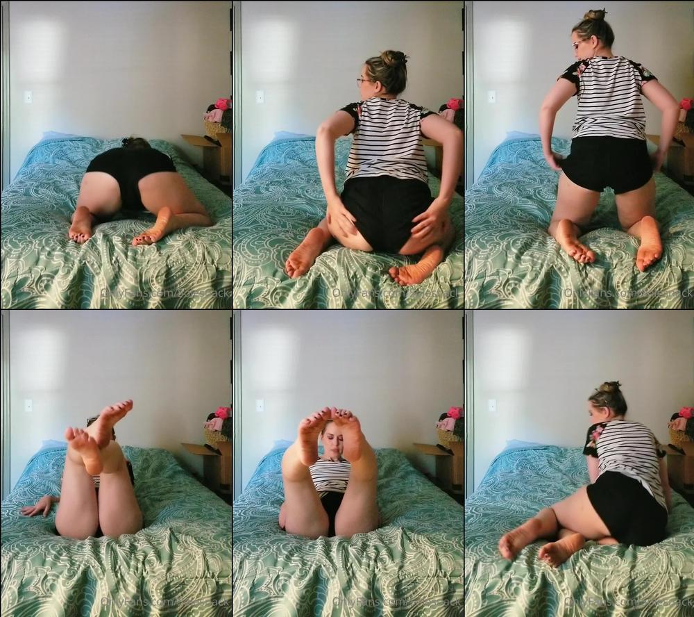 solesnack 07 05 2020 37712085 POV_your_girlfriend_knows_about_your_foot_fetish_and_she_s_mad_at_you_so_her_bratty_ass_is