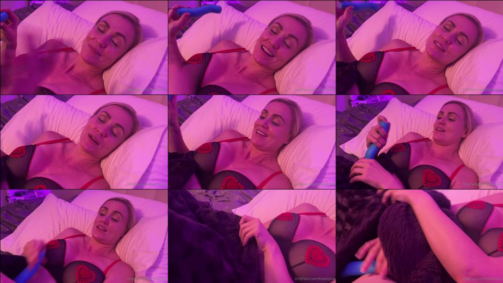 thekatykat 11 07 2022 2495498014 How I lazy masturbate. Ha   )