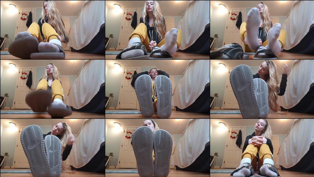 ogfeet 09 08 2021 2188319396 Redecorating my bedroom  Then I'll make new clips and get my MOJO back   YEAHH BABYY YEAHH