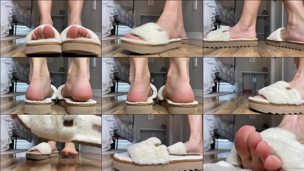ivorysoles 18 12 2021 2295295618 Flip flop slippers. Definitely getting stinky despite the open nature of the shoe.