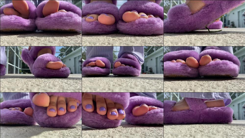 ivorysoles 31 10 2021 2239228405 This one is going to make you feel like an ant at my wiggling toes lol