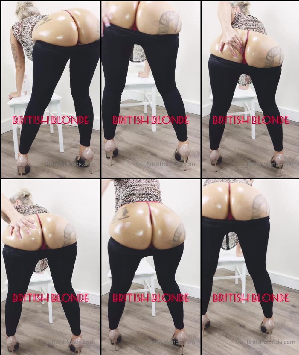 britishblonde 7055240 2019 09 19 Shaking that jelly   oiled up