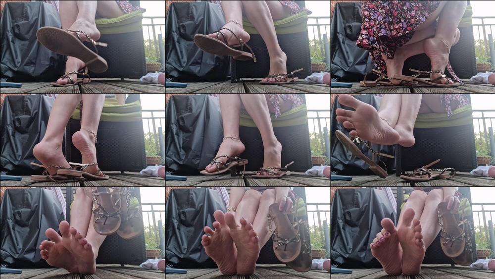 ayellgirlfeet 743660046 2023 09 23 sandals 1