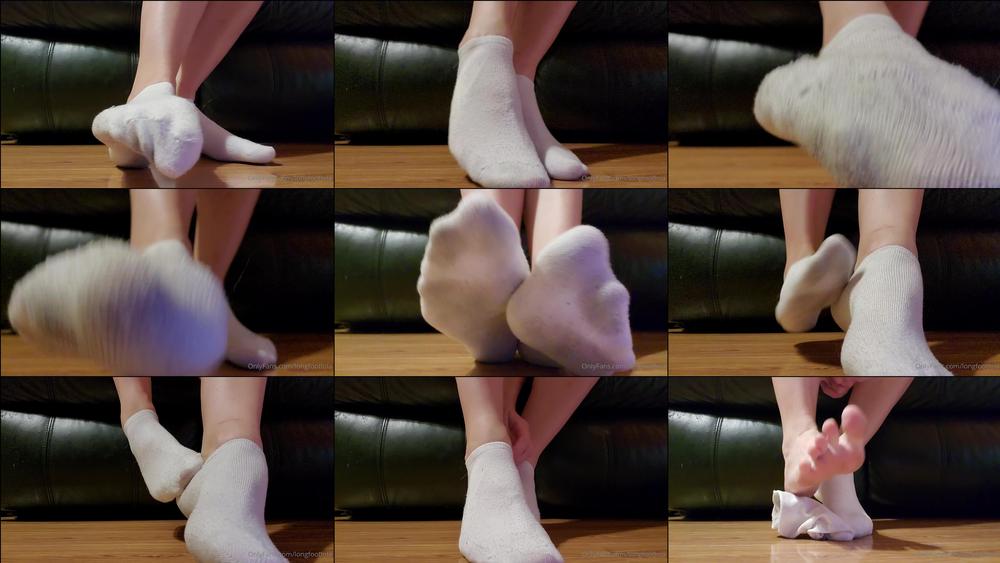 longfootlola 05 08 2021 2182728278 Teasing toes and a sexy socks. Watch as a sensually remove my socks after a long jog to re
