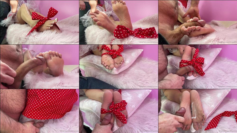 flirtypaws 01 04 2022 2397500150 sucking cock and taking a big load on my housewife soles. i love sandwiching luckycamerag