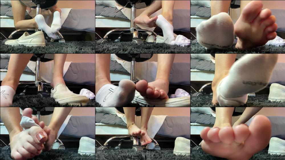 dakotafade 02 01 2021 1502720634 shoe play video i just love filming these types of videos don t hate just appreciate p