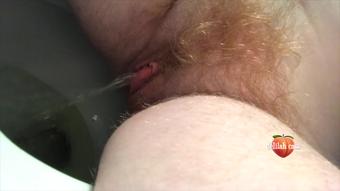 Custom Peeing Compilation ll - December 01, 2017 (Delilah Cass)