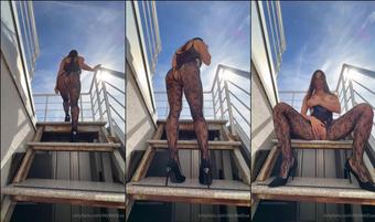 myweteva vip 1314527722 who among you is as horny as i am i think i m going crazy with lust and dirty thoughts  (myweteva_vip)