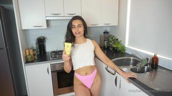 ellanicoletti 19 10 2021 2251421006 me being ur girlfriend teaching you about skincare and talking absolute (ellanicoletti)