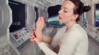 thetinyfeettreat 02 05 2022 2434436601 princess leia self worships you stumble upon princess leia (thetinyfeettreat)