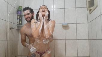 Bath with hot sex - October 07, 2023 (JuliaGoddess)