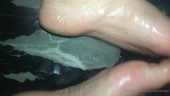 goddessnixie 09 07 2020 515969282 All you foot bitches better tip me good after seeing my hot sexy soles from giving myself  (goddessnixie)