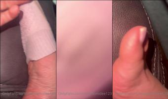 missdemidee123 03 04 2023 2826211992 Peel off my socks with me after my long walk  (missdemidee123)