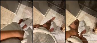 shaecutie 03 02 2021 2023915841 What will the weekend bring, she asks  (shaecutie)