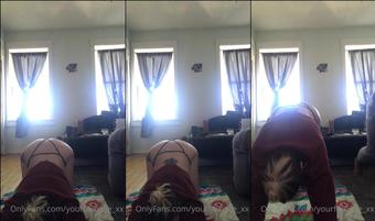 daddysfav_x 06 06 2020 380911470 Just some morning yoga with my boooo. Trying to stay healthy   sane in these trying times. (daddysfav_x)