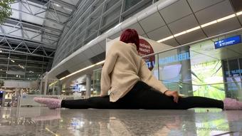 littlelanta 01 03 2022 2379600069 Nearly forgot to upload my airport stretch video    â¥ï¸ (littlelanta)