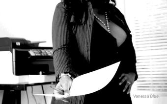 vanessablue 02 05 2022 2440542712 If I were your personal Assistant     ....set 1 (vanessablue)