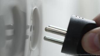 goodwithmytongue 593020424 2023 05 08 my best travel hacks 2 (goodwithmytongue)