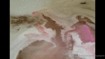 mfyt_liyahjane 14 04 2021 2063262658 Bath bomb pink Watching the bath bomb and bubble around my pretty wet black lacquered toes (mfyt_liyahjane)