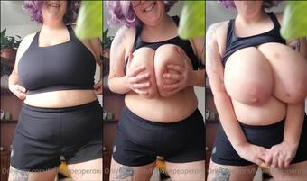 fuckmepepperoni 17 02 2022 2366794412 My sport bra has the biggest impossible mission, to hold my huuuuge tits in it  (fuckmepepperoni)