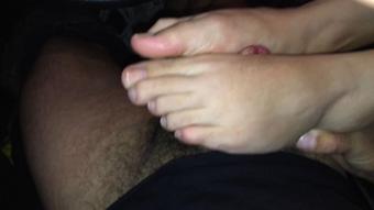 IRIS FOOTJOB - December 19, 2022 (bestfootjobs)