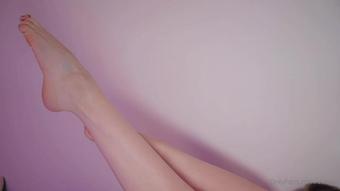 vixenp 455609706 legs for days (vixenp)