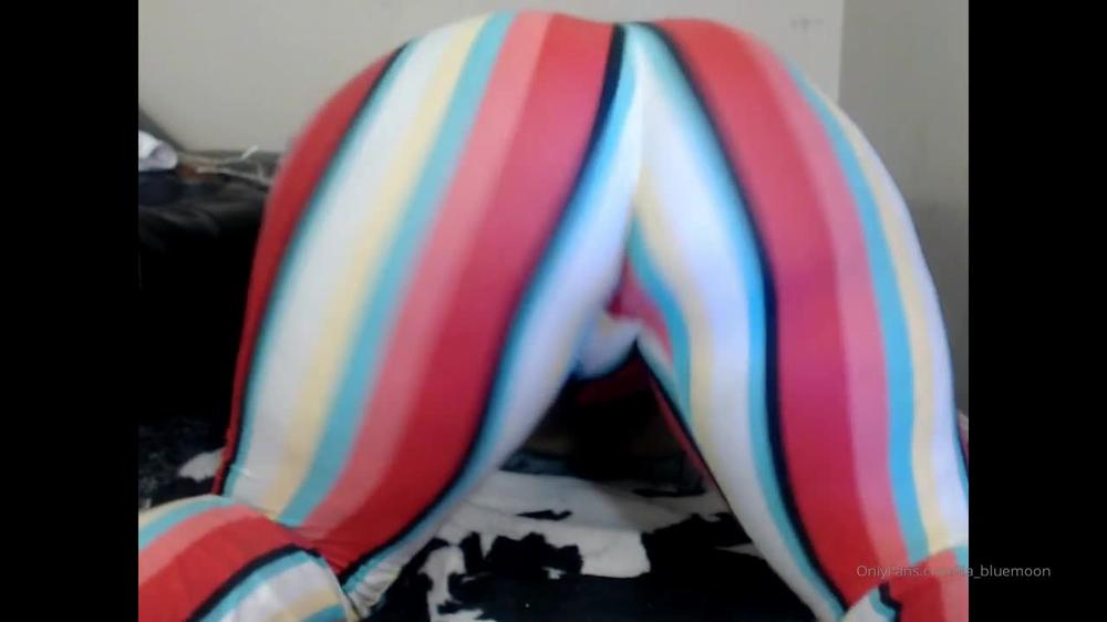 lia bluemoon 09 08 2019 50423300 slow motion ass clapping to minecraft music i hope y