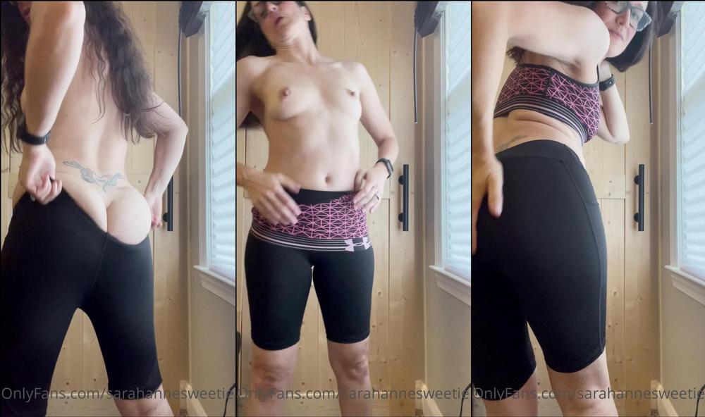 sarahannesweetie1 03 08 2021 2182273126 Good afternoon lovers. Took a naughty video while getting dressed to go for a hike today. 