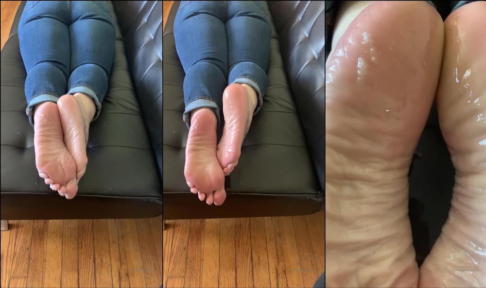 toeringsandtats 09 03 2020 172705499 Do yâall enjoy Oiled up Soles as much as I do     Had some help with this one from my fr