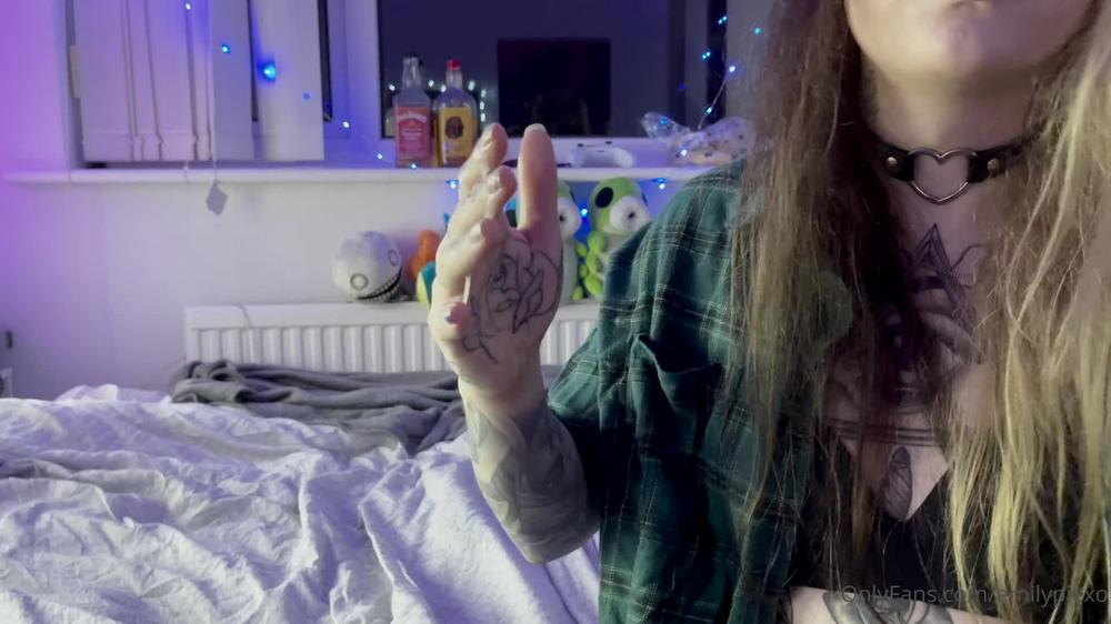 emilypiexo 14 07 2021 2156553098 