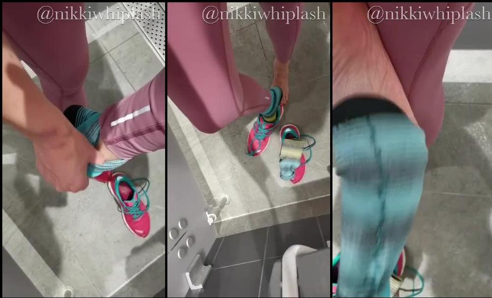 nikkiwhiplash 12 01 2023 2741877228  A little post gym sweaty foot tease as I remove my shoes and somewhat moist socks