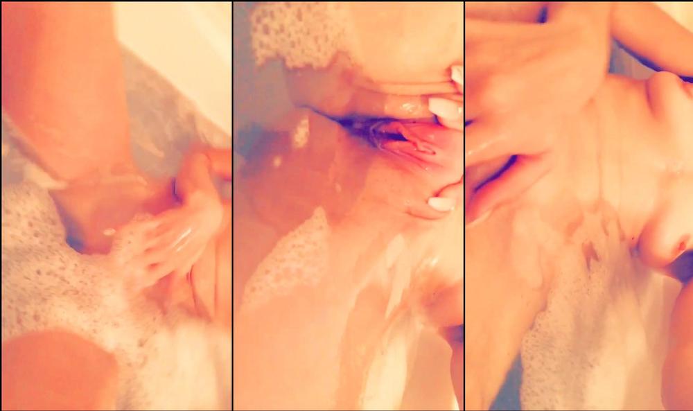 kylerquinnporn 07 10 2018 14365953 My pussy always looks better in the water 