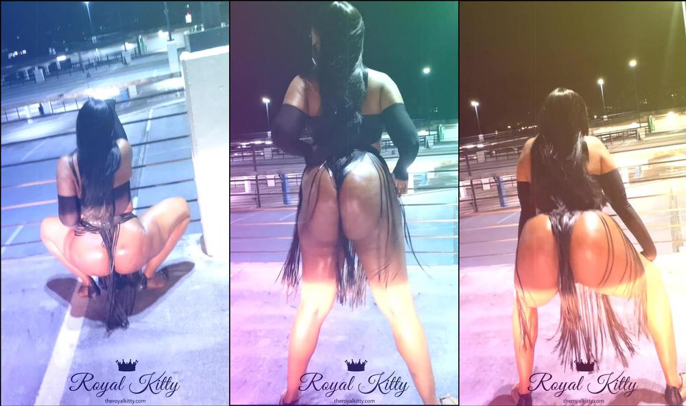 theroyalkitty 12 06 2020 421224770 I love moving this ass in public
