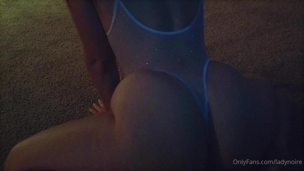 marsnoire 04 10 2020 1013939078 at home stripper pretend we re meeting at the club for the first time and my sparkl