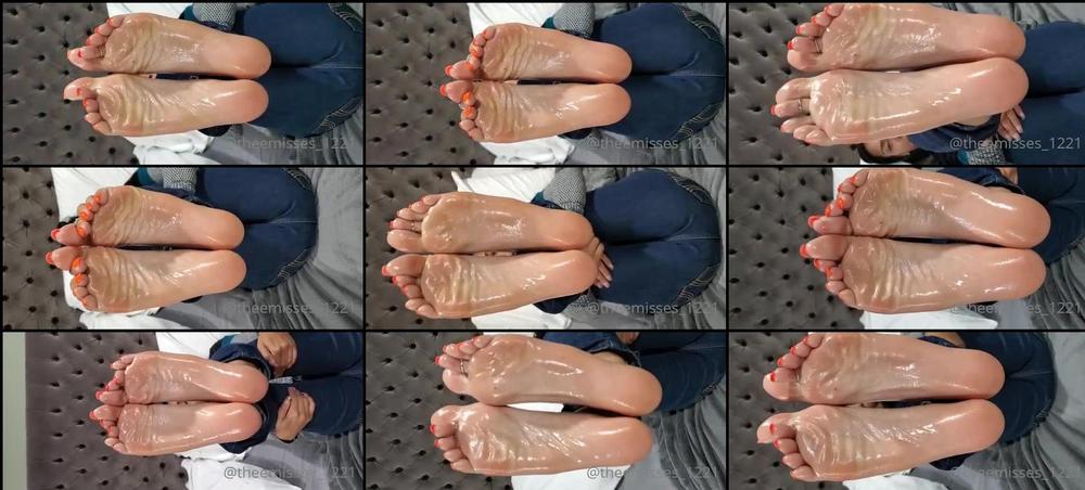 theemisses 1221 07 04 2020 218184232 who wants oily soles