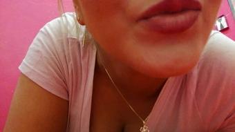 Teasing you with my perfect boobs - February 21, 2019 (HugeBoobsErin)