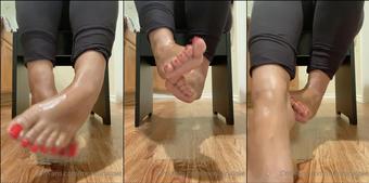 mexicanalove 10 12 2020 1418738646 oiled up (mexicanalove)