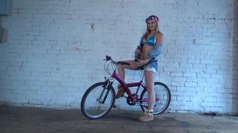 amygreen 03 04 2018 8391717 Whisky girl   A bit of bts video.. as you all asked for it (amygreen)