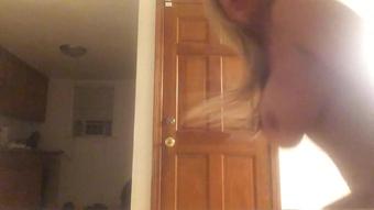 tylerfaith 22 03 2017 758914 gettin cock in the kitchen (tylerfaith)