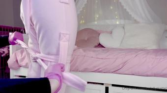 itsdollymattel 14 04 2022 2424141395 Dollyâs Straitjacket Struggle     (itsdollymattel)